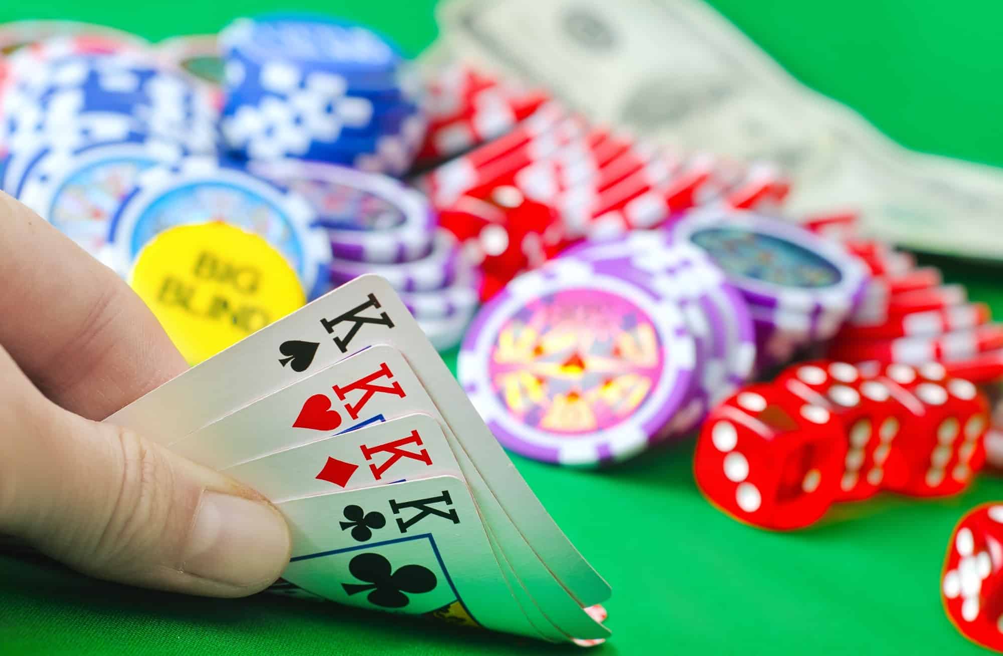 MasterPokerClub : Comment Peut-il Vous Guider dans le Poker en Ligne ?